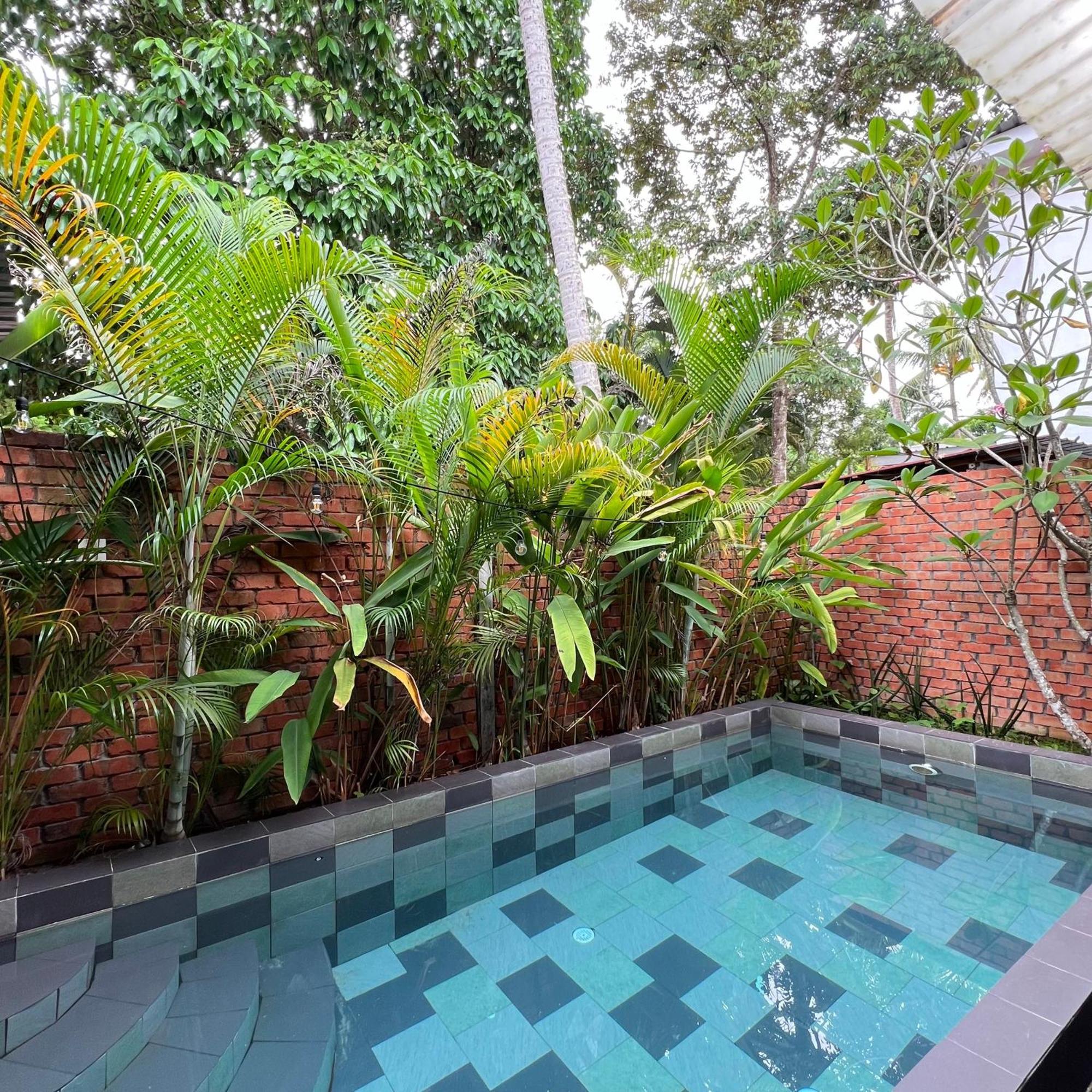 Kutum'S Wooden House - Private Pool, Breakfast & Cafe Villa Langkawi Kültér fotó